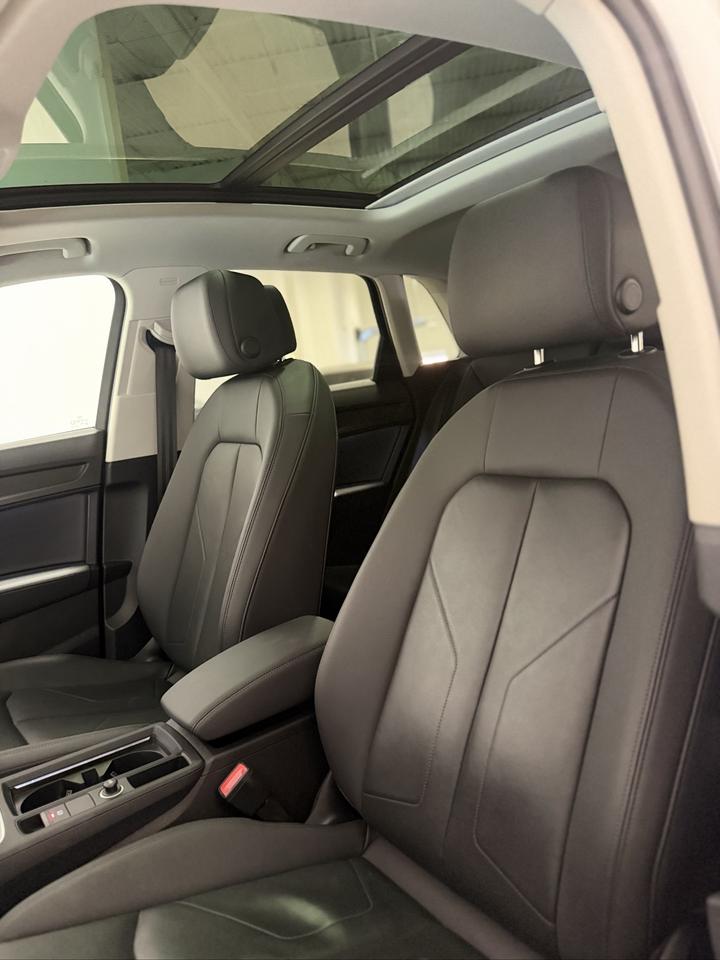 2022 Audi Q3 LEATHER | CARPLAY | ROOF | Photo