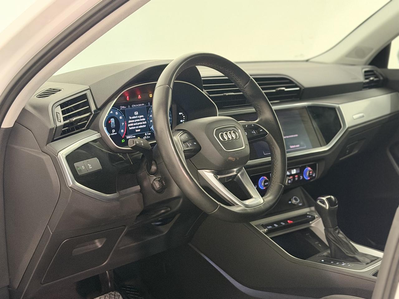 2022 Audi Q3 LEATHER | CARPLAY | ROOF | Photo