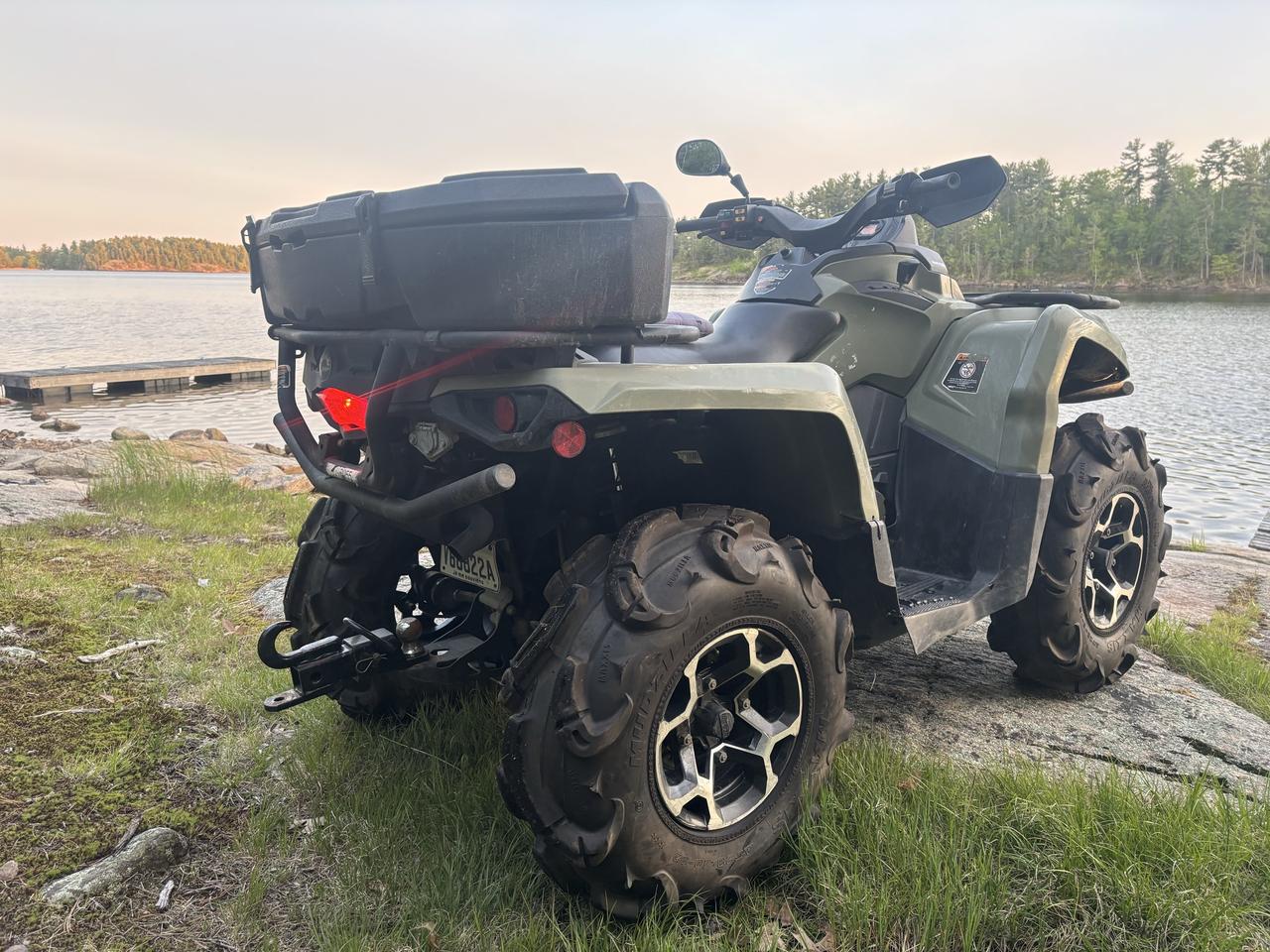 2017 Can-Am Outlander 570 DPS  - Photo #2
