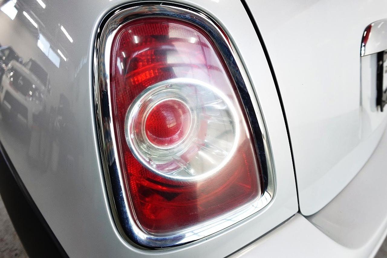 2015 MINI Cooper Convertible LOW KM.WELL MAINTAIN,0 CLAIM .AUTO Photo