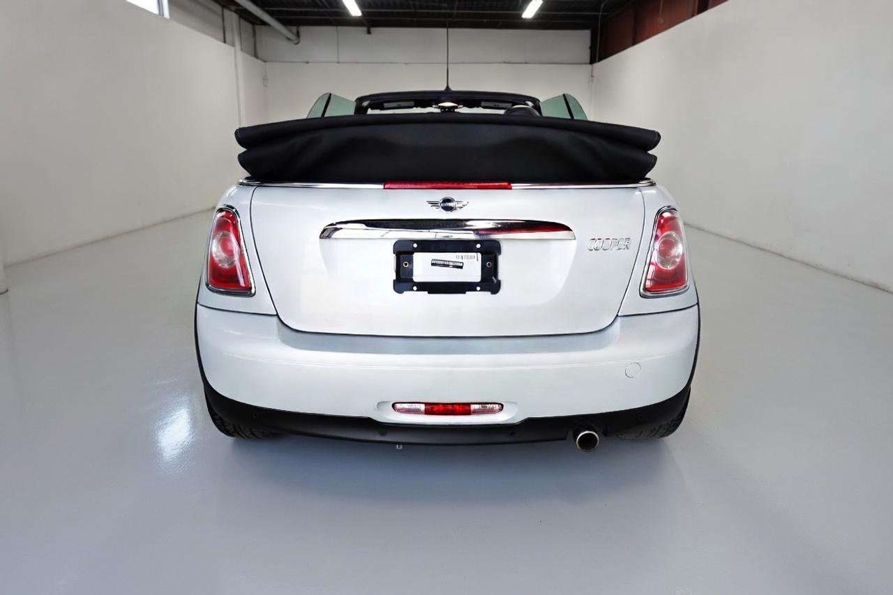 2015 MINI Cooper Convertible LOW KM.WELL MAINTAIN,0 CLAIM .AUTO Photo