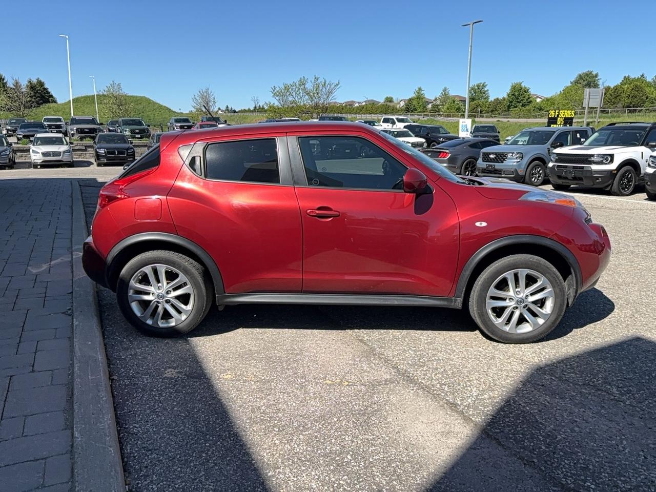 2014 Nissan Juke SL, AWD, NEWER TIRES/BRAKES! LEATHER, AS TRADED Photo