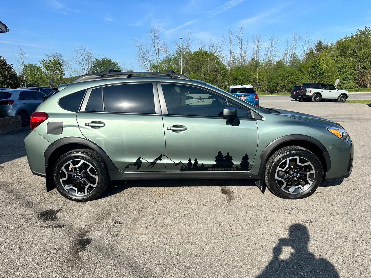 2016 Subaru Crosstrek 2.0iSport AWD Heated Cloth BackupCam A/C Bluetooth Photo