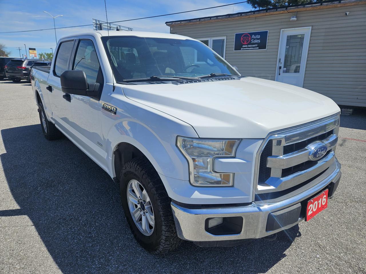 2016 Ford F-150 4WD SUPERCREW 145" XLT