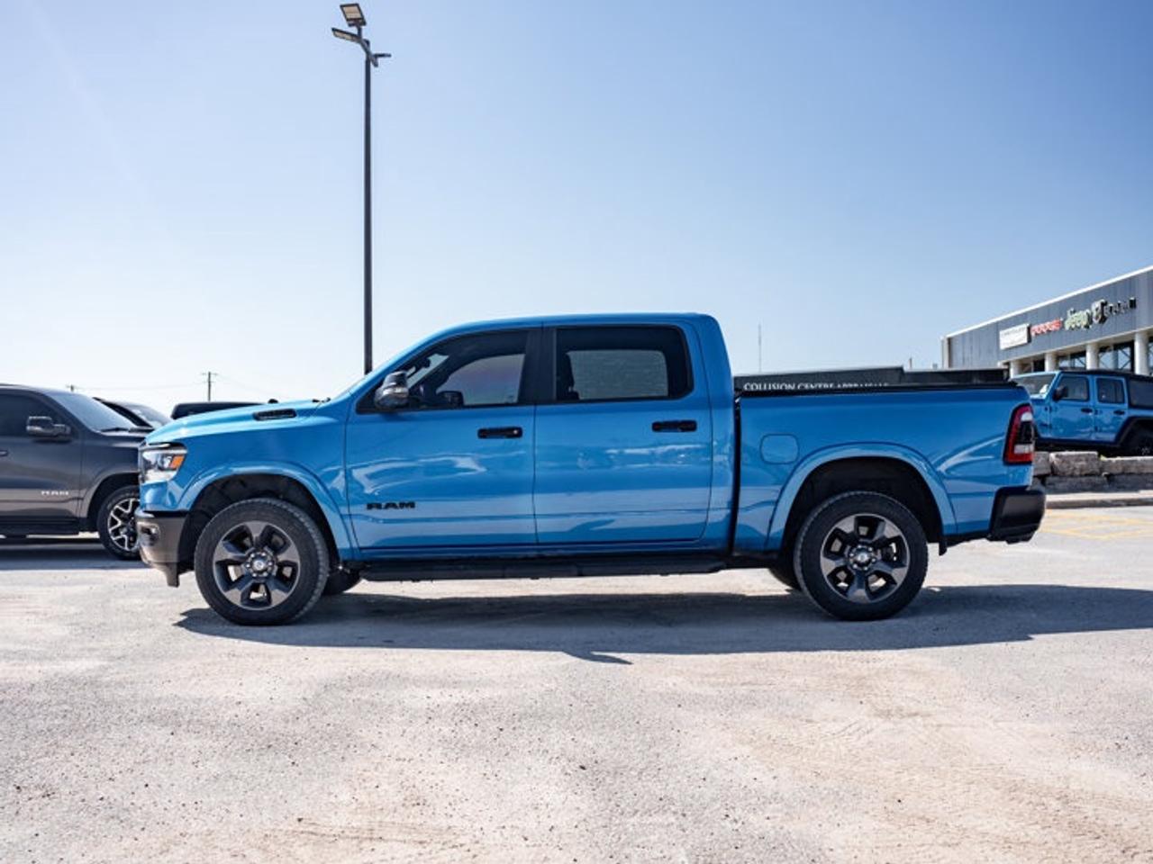 2023 RAM 1500 Big Horn Photo4