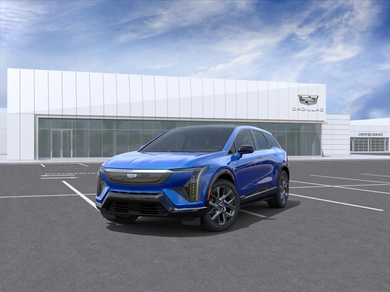 2026 Cadillac OPTIQ Luxury  LUXURY, AWD, PUBLIC CHARGE PACKAGE Photo