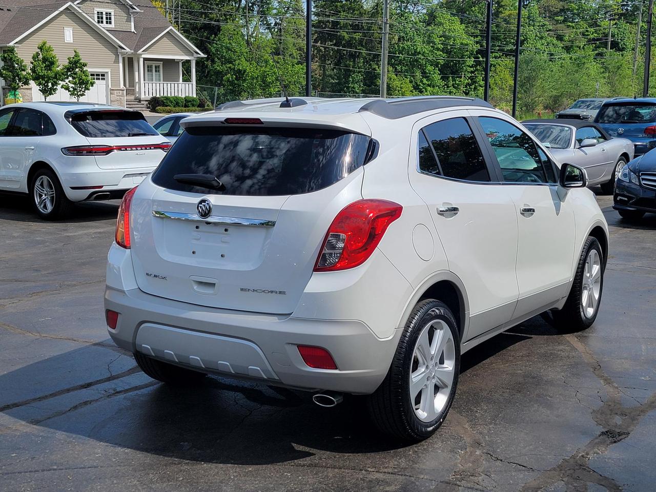 2016 Buick Encore Convenience Photo