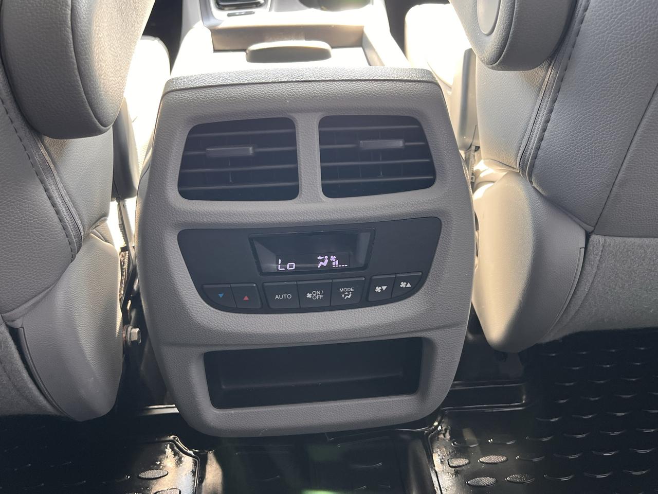 2016 Honda Pilot 4WD 4dr EX-L Photo