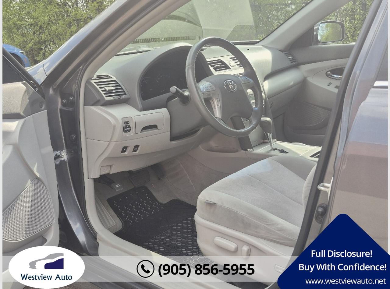 2010 Toyota Camry Hybrid Photo