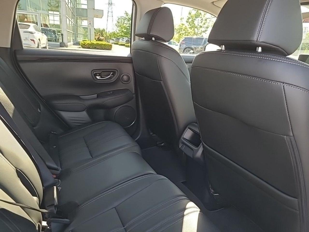 2026 Honda HR-V EX-L AWD CVT (Top Line Model) Photo