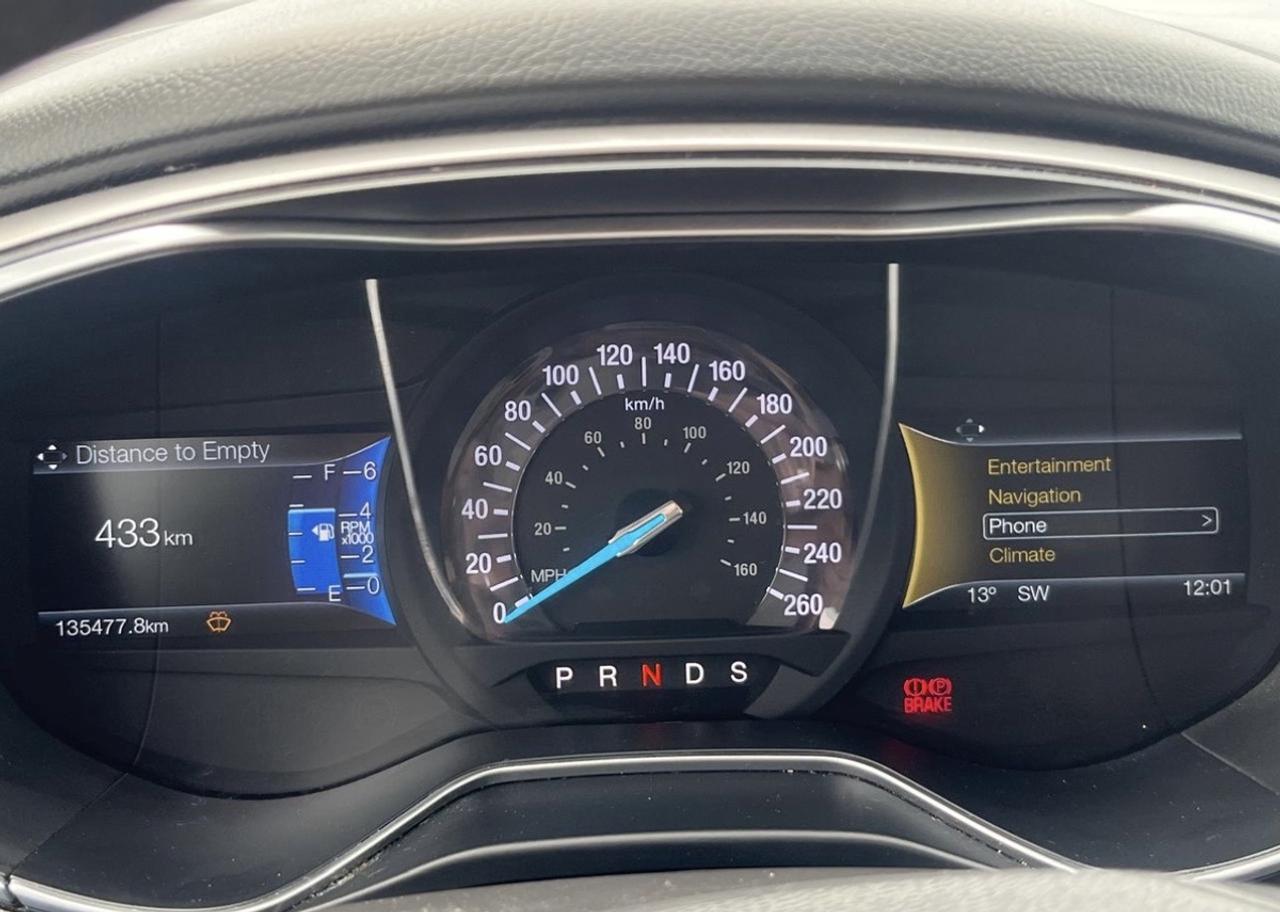 2016 Ford Fusion SE Photo