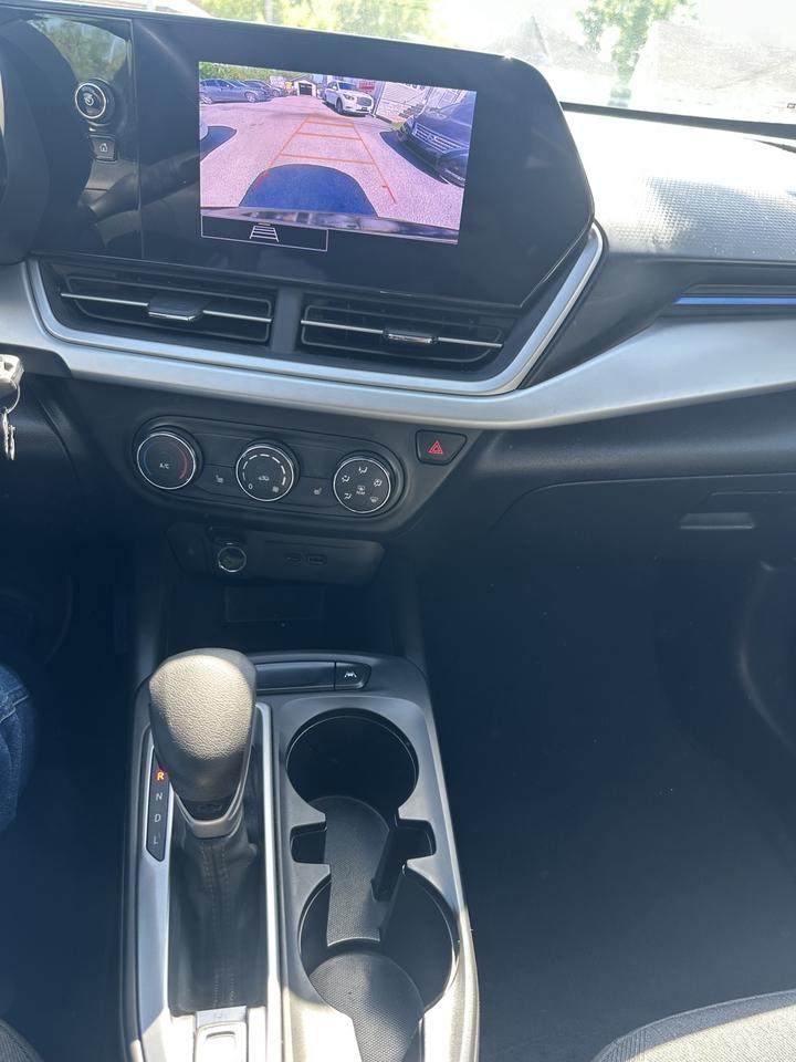2024 Chevrolet Trax LS Photo