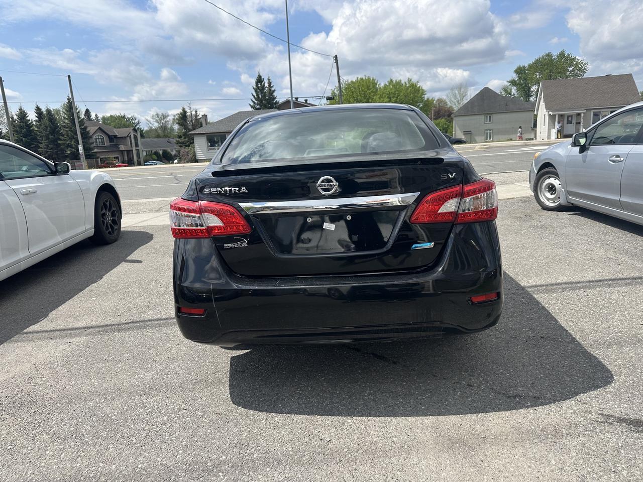 2015 Nissan Sentra SV Photo