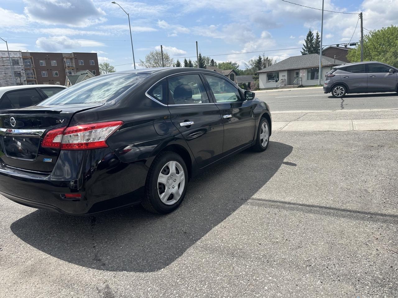 2015 Nissan Sentra SV Photo