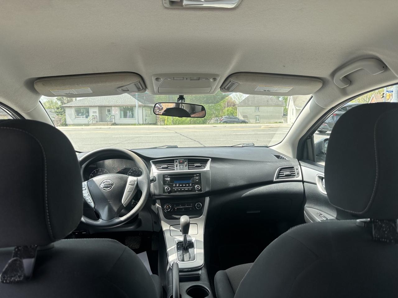 2015 Nissan Sentra SV Photo