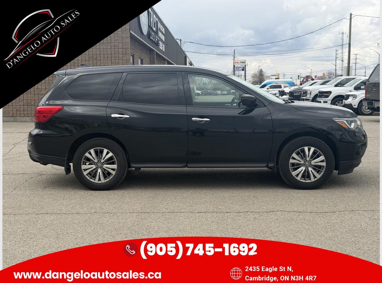 2019 Nissan Pathfinder SL Photo