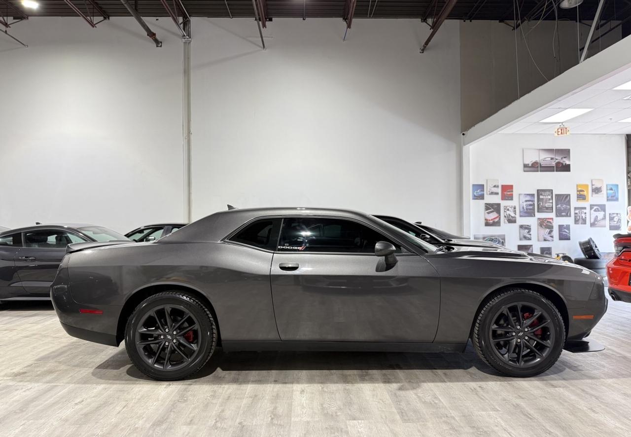 2021 Dodge Challenger Plus AWD|Blacktop|Tech Pkg|Alpine Audio Photo