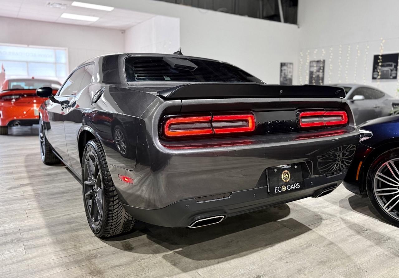 2021 Dodge Challenger Plus AWD|Blacktop|Tech Pkg|Alpine Audio Photo