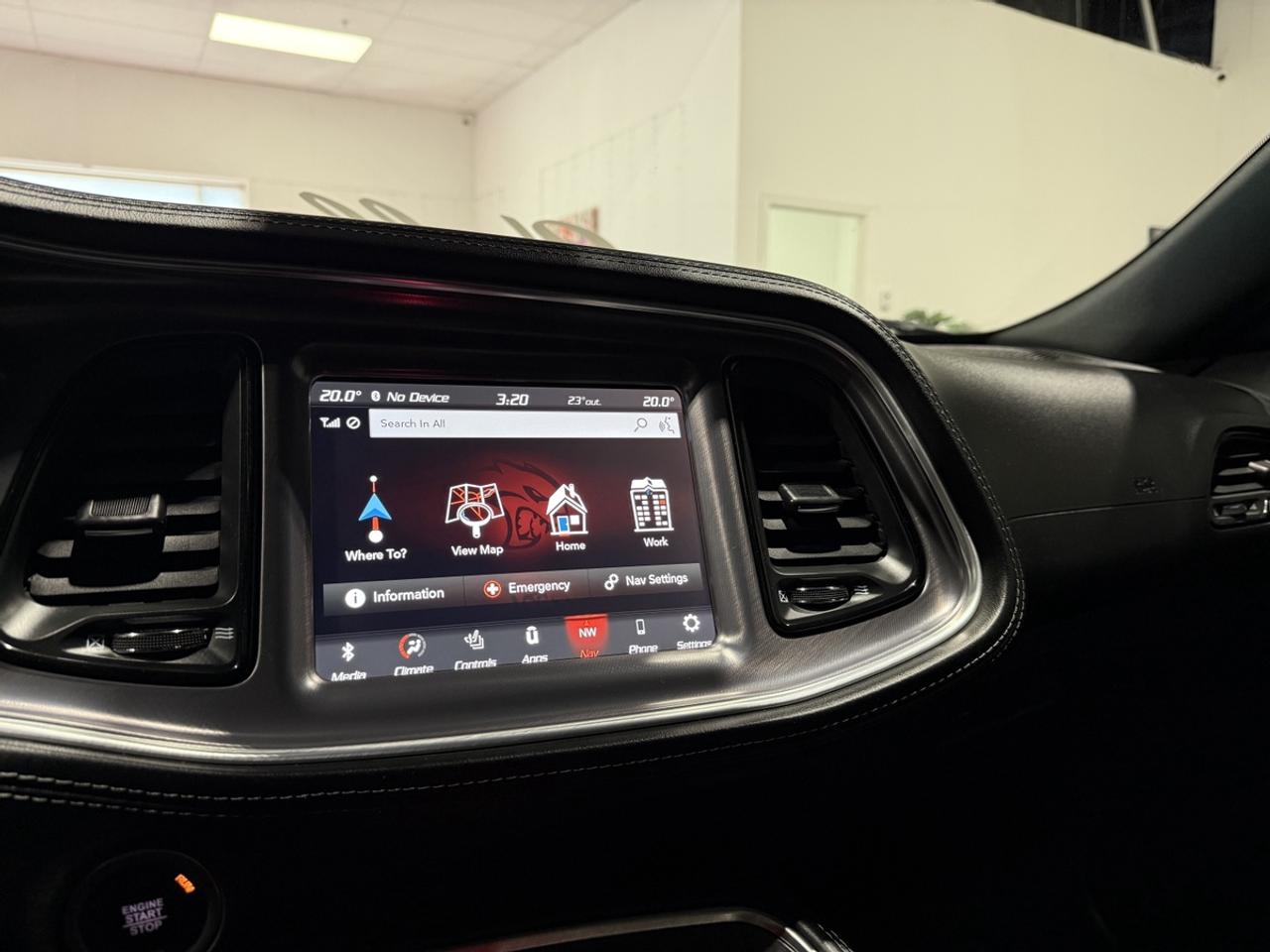 2021 Dodge Challenger Plus AWD|Blacktop|Tech Pkg|Alpine Audio Photo