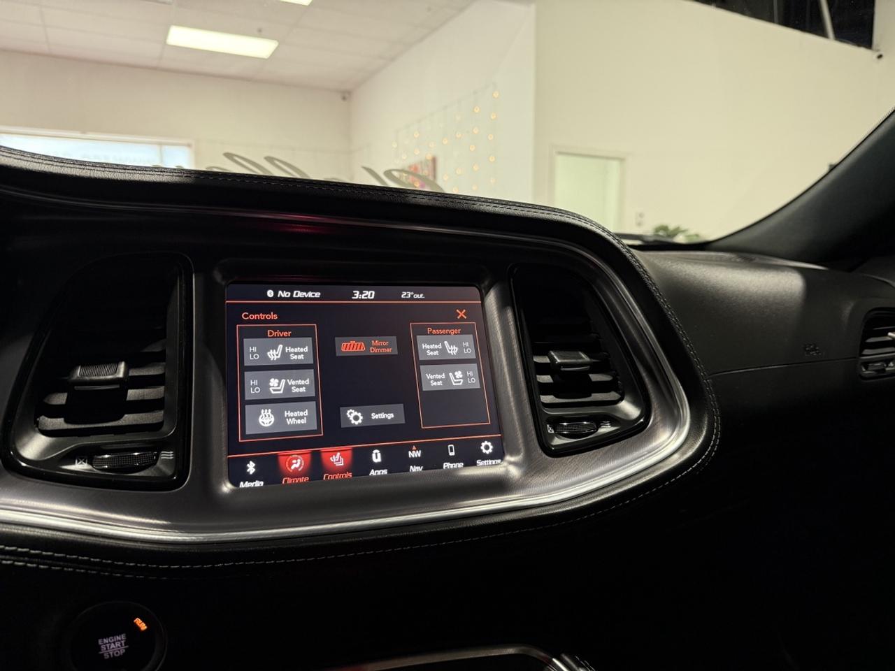 2021 Dodge Challenger Plus AWD|Blacktop|Tech Pkg|Alpine Audio Photo
