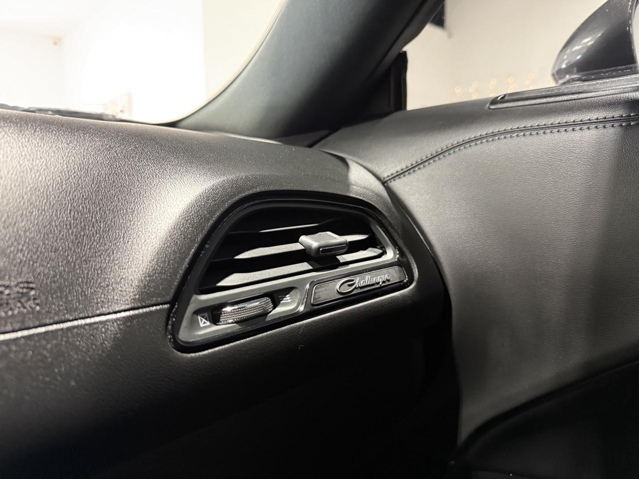 2021 Dodge Challenger Plus AWD|Blacktop|Tech Pkg|Alpine Audio Photo