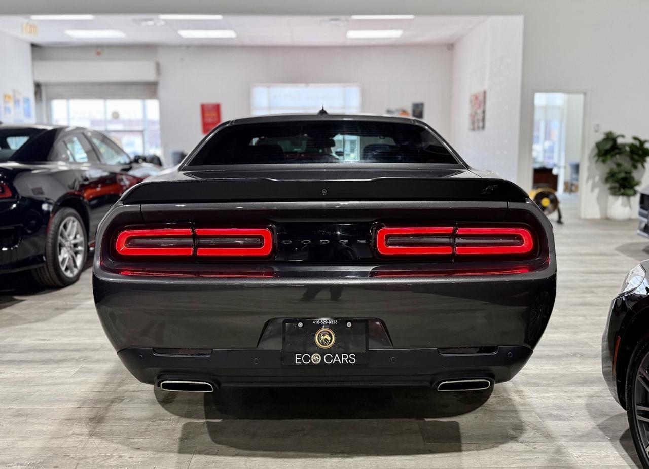 2021 Dodge Challenger Plus AWD|Blacktop|Tech Pkg|Alpine Audio Photo