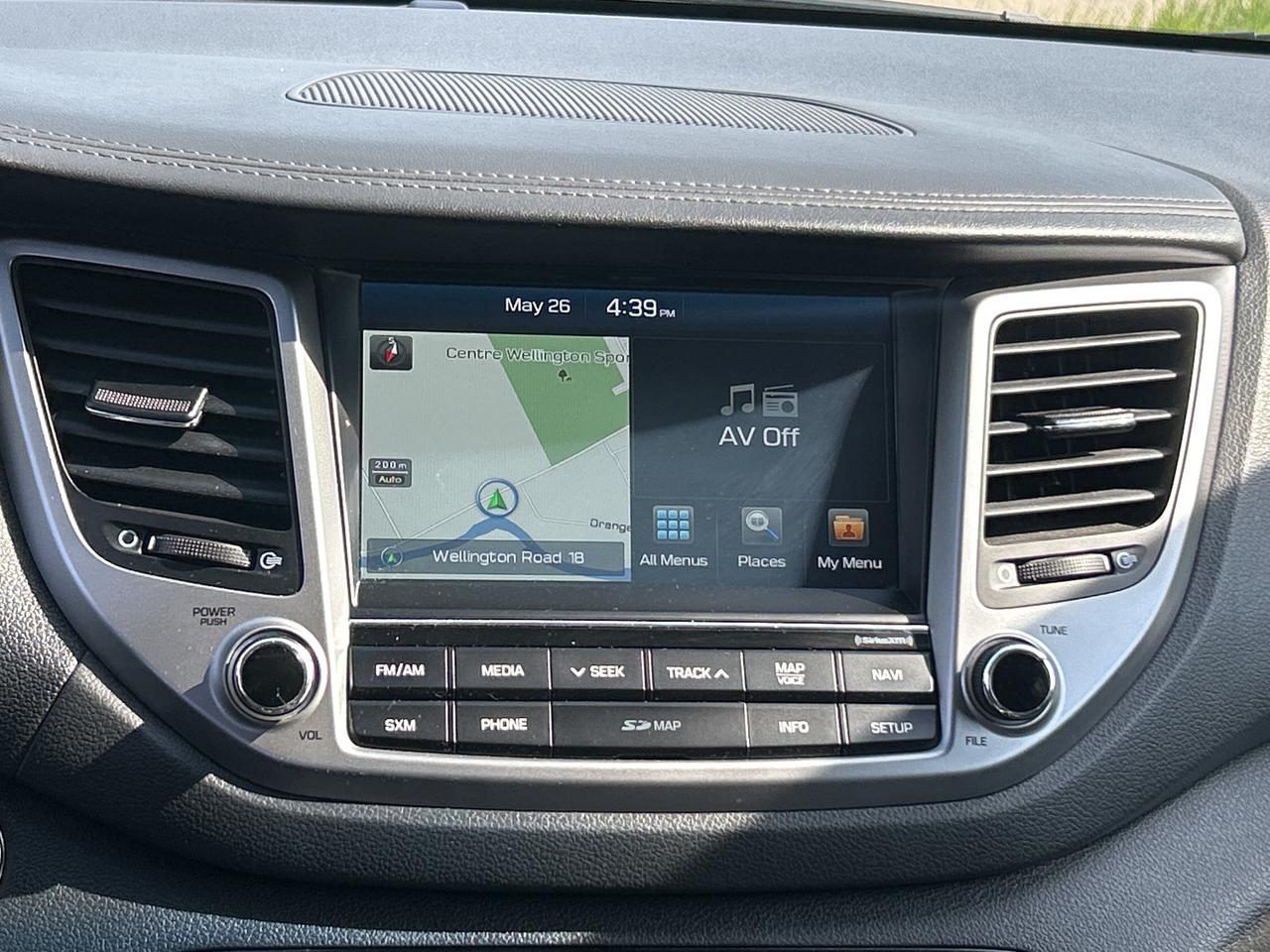 2016 Hyundai Tucson Luxury, LDS, Nav, Bluetooth, Pano Sunroof Photo
