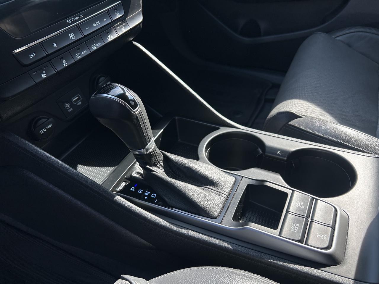 2016 Hyundai Tucson Luxury, LDS, Nav, Bluetooth, Pano Sunroof Photo