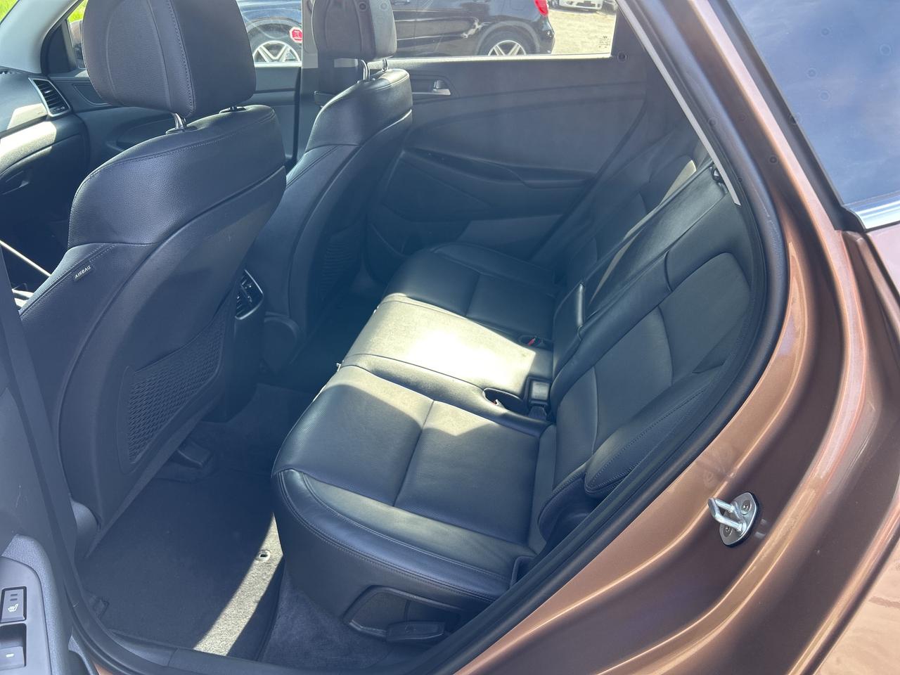 2016 Hyundai Tucson Luxury, LDS, Nav, Bluetooth, Pano Sunroof Photo