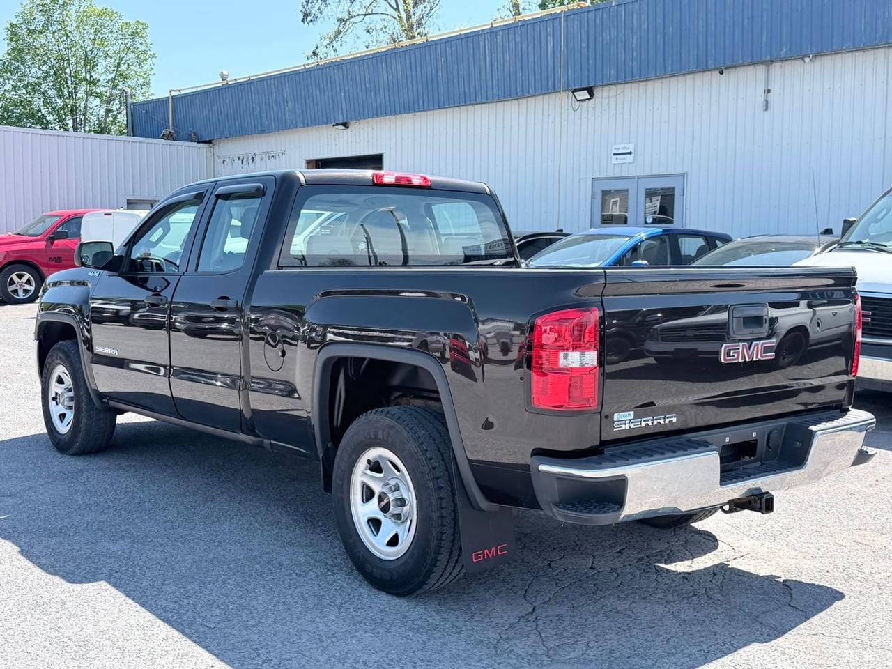 2018 GMC Sierra 1500 Base Double Cab 4WD Photo