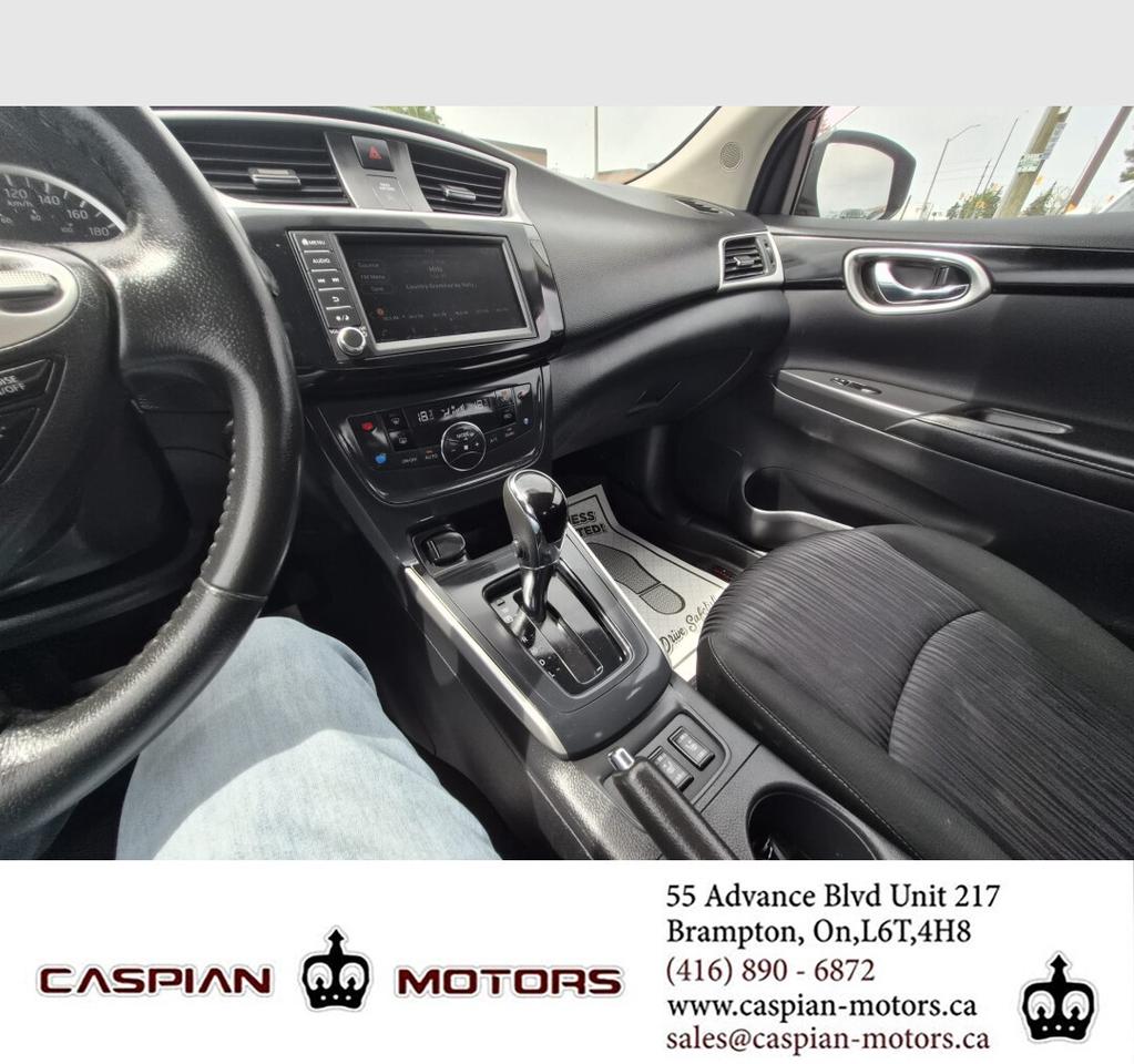 2019 Nissan Sentra SV Photo