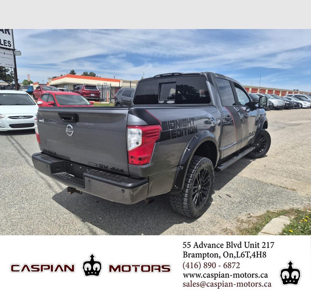 2018 Nissan Titan SV MIDNIGHT EDITION Photo