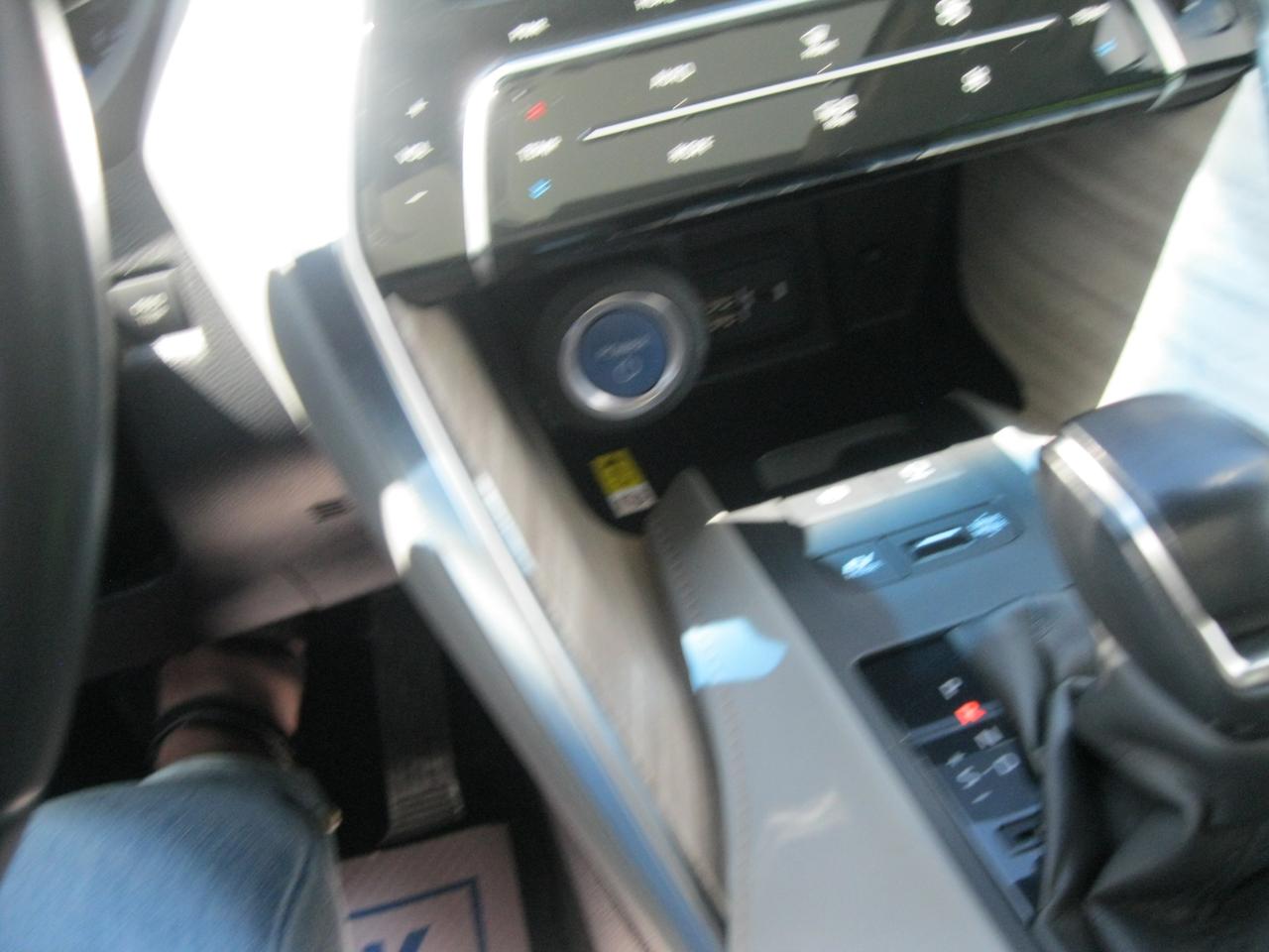 2021 Toyota Venza Limited 4dr All-Wheel Drive Photo
