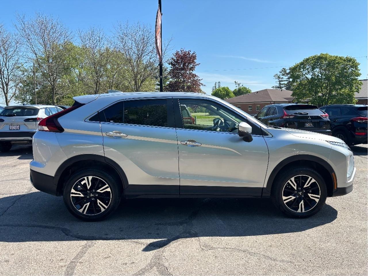 2025 Mitsubishi Eclipse Cross SE CARPLAY HEATED STEERING Photo