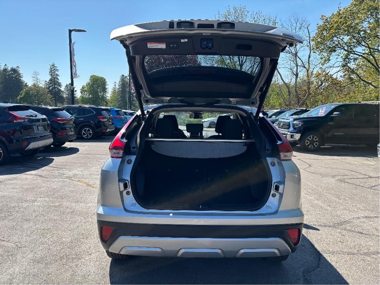 2025 Mitsubishi Eclipse Cross SE CARPLAY HEATED STEERING Photo