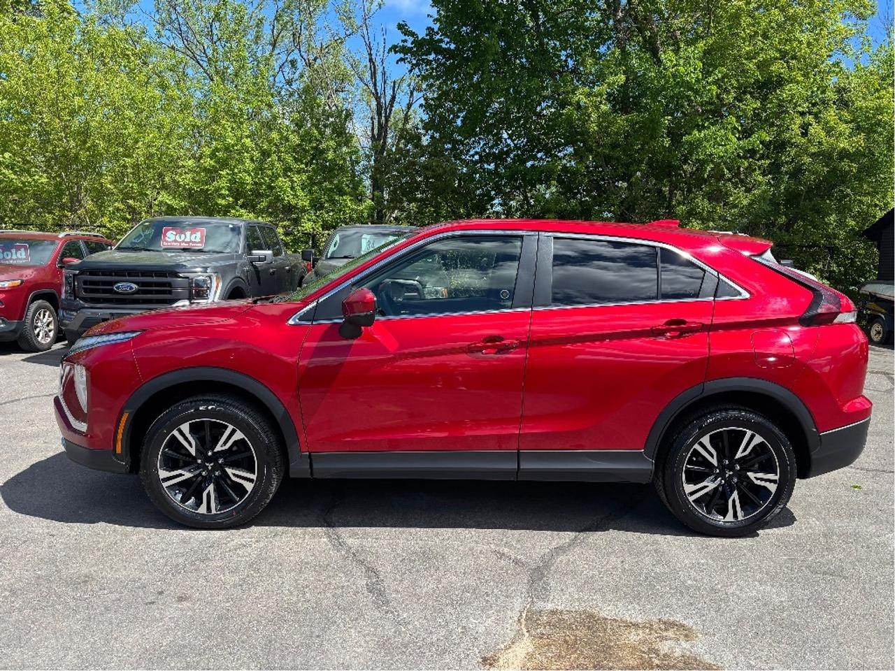 2025 Mitsubishi Eclipse Cross SE 4WD HEATED STEERING CARPLAY Photo