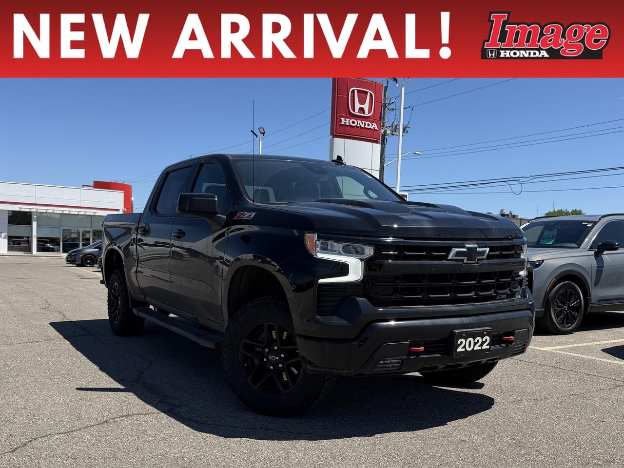 2022 Chevrolet Silverado 1500 LT Trail Boss   2.7L 4 CYL   SIDE STEPS   NO CLAIM Photo