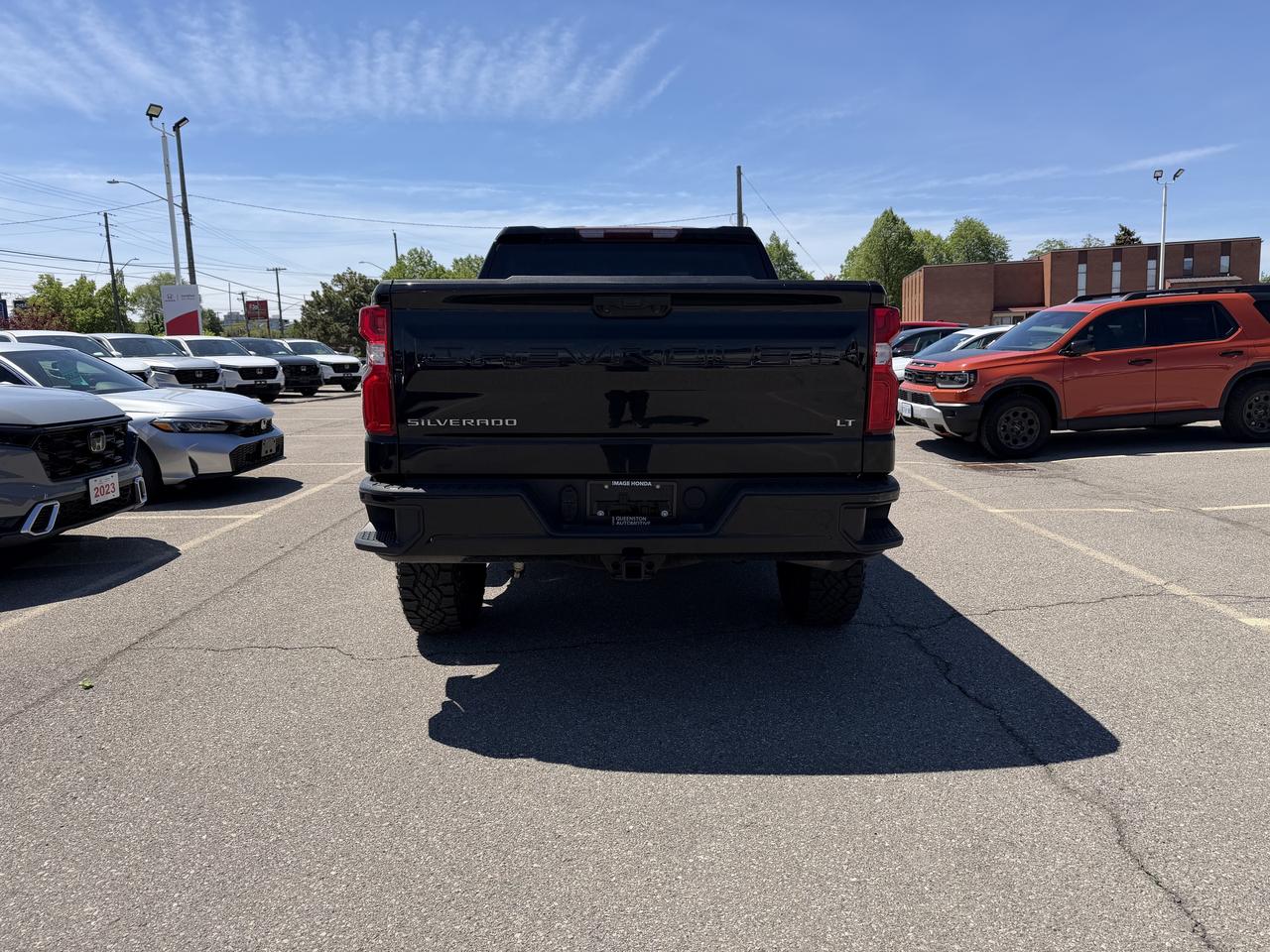 2022 Chevrolet Silverado 1500 LT Trail Boss   2.7L 4 CYL   SIDE STEPS   NO CLAIM Photo