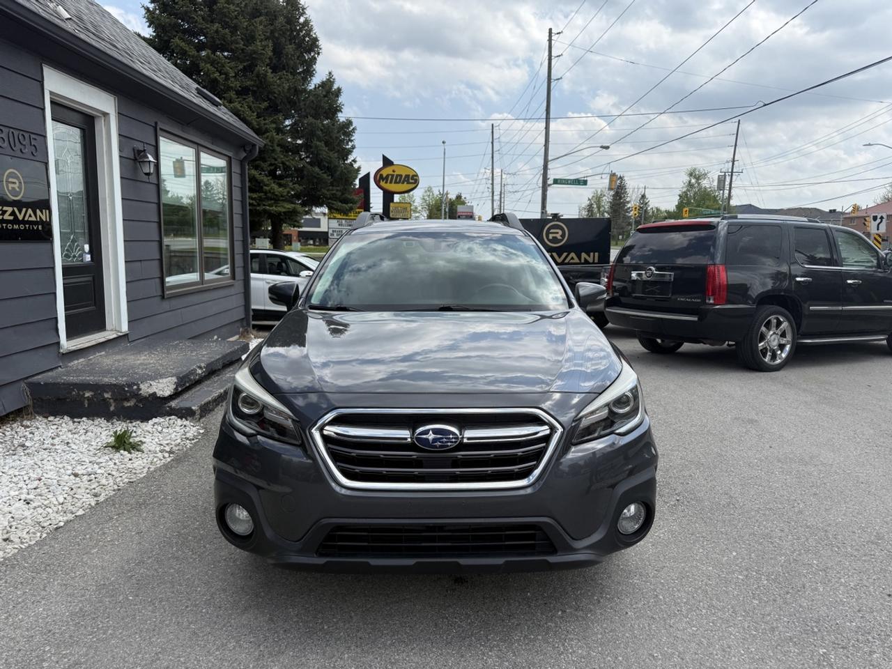 2018 Subaru Outback Limited Eye-Sight Photo