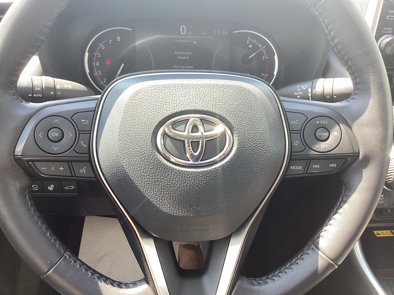 2022 Toyota RAV4 LIMITED AWD Photo