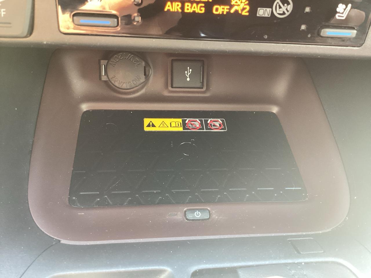 2022 Toyota RAV4 LIMITED AWD Photo