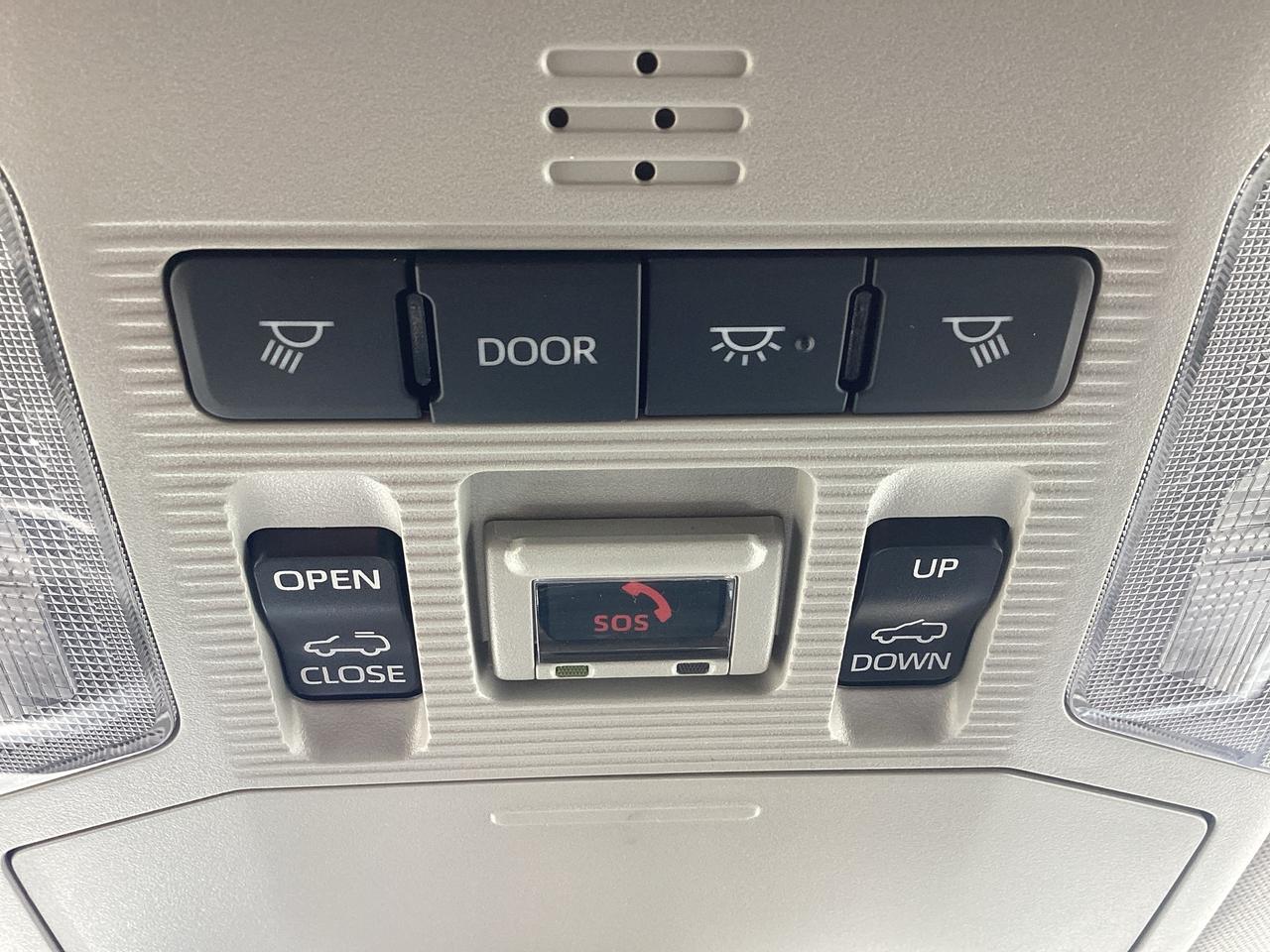 2022 Toyota RAV4 LIMITED AWD Photo