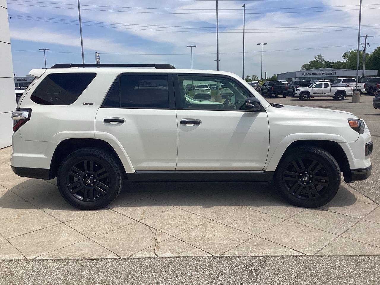2020 Toyota 4Runner 4WD Photo