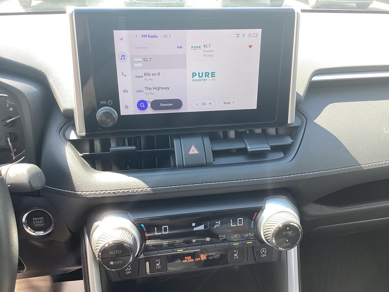 2024 Toyota RAV4 XLE AWD Photo