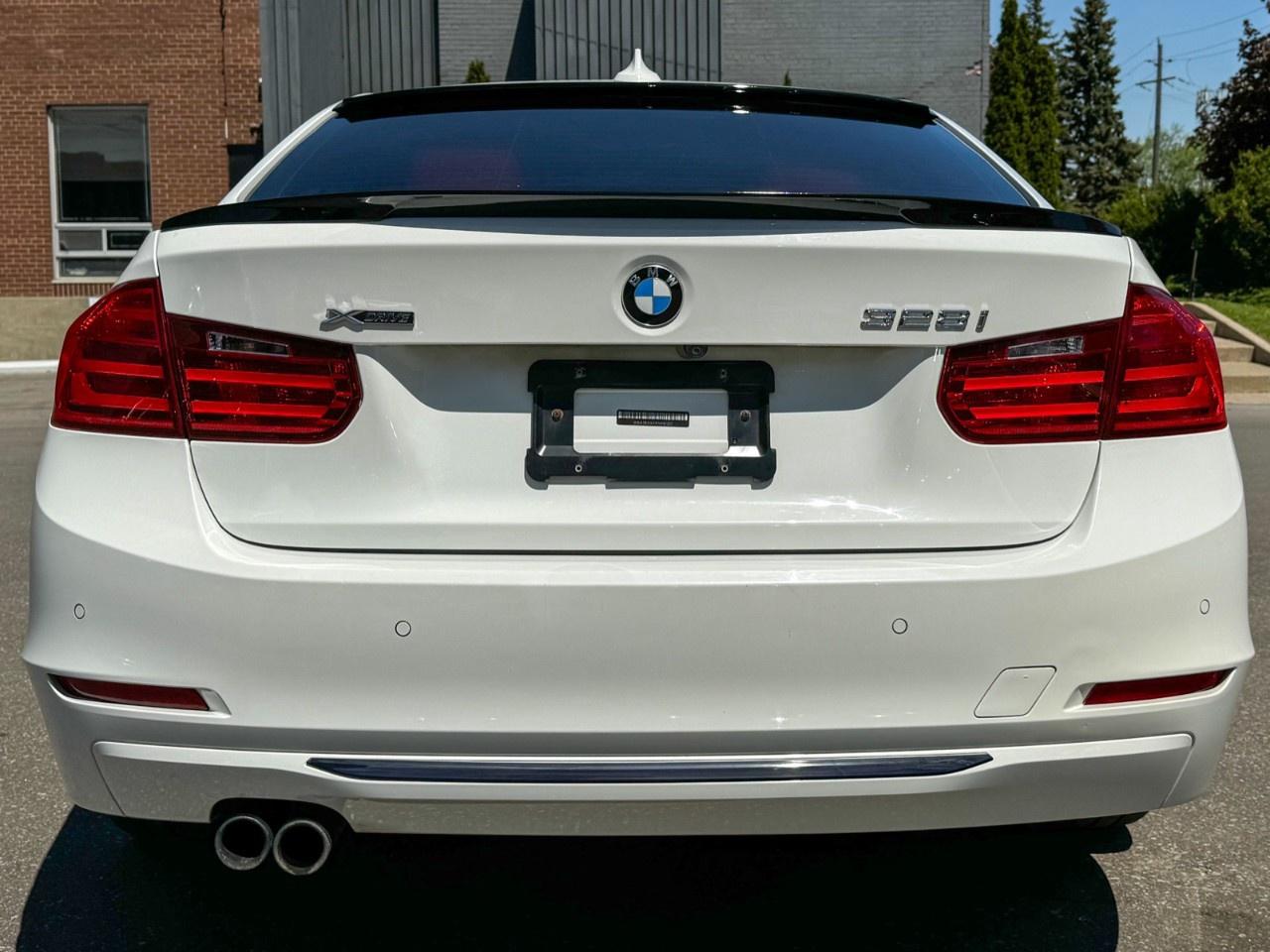 2015 BMW 3 Series 4dr Sdn 328i xDrive AWD South Africa Photo