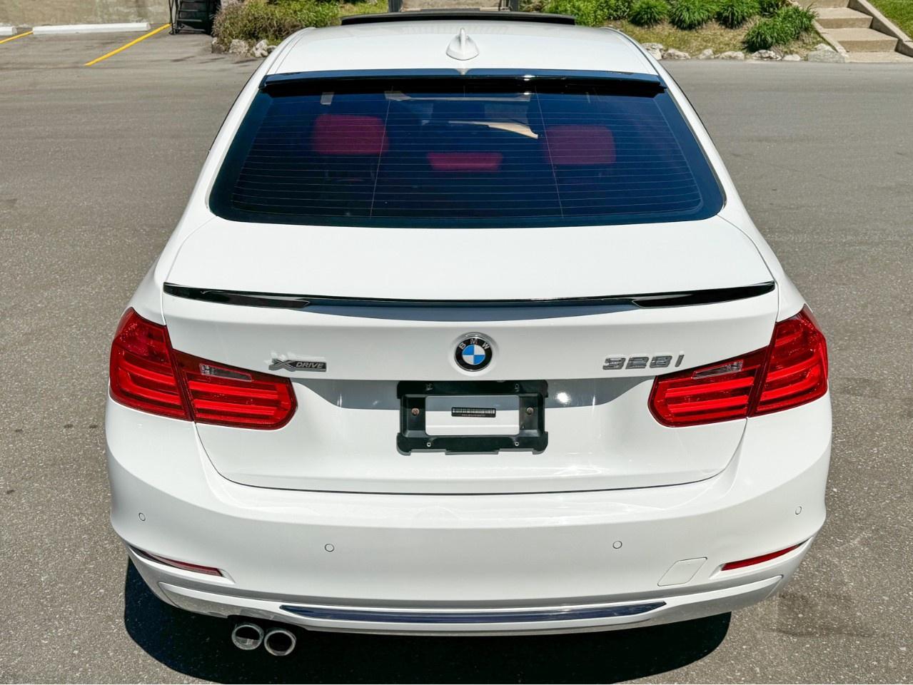 2015 BMW 3 Series 4dr Sdn 328i xDrive AWD South Africa Photo