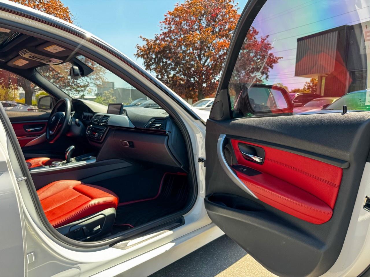2015 BMW 3 Series 4dr Sdn 328i xDrive AWD South Africa Photo