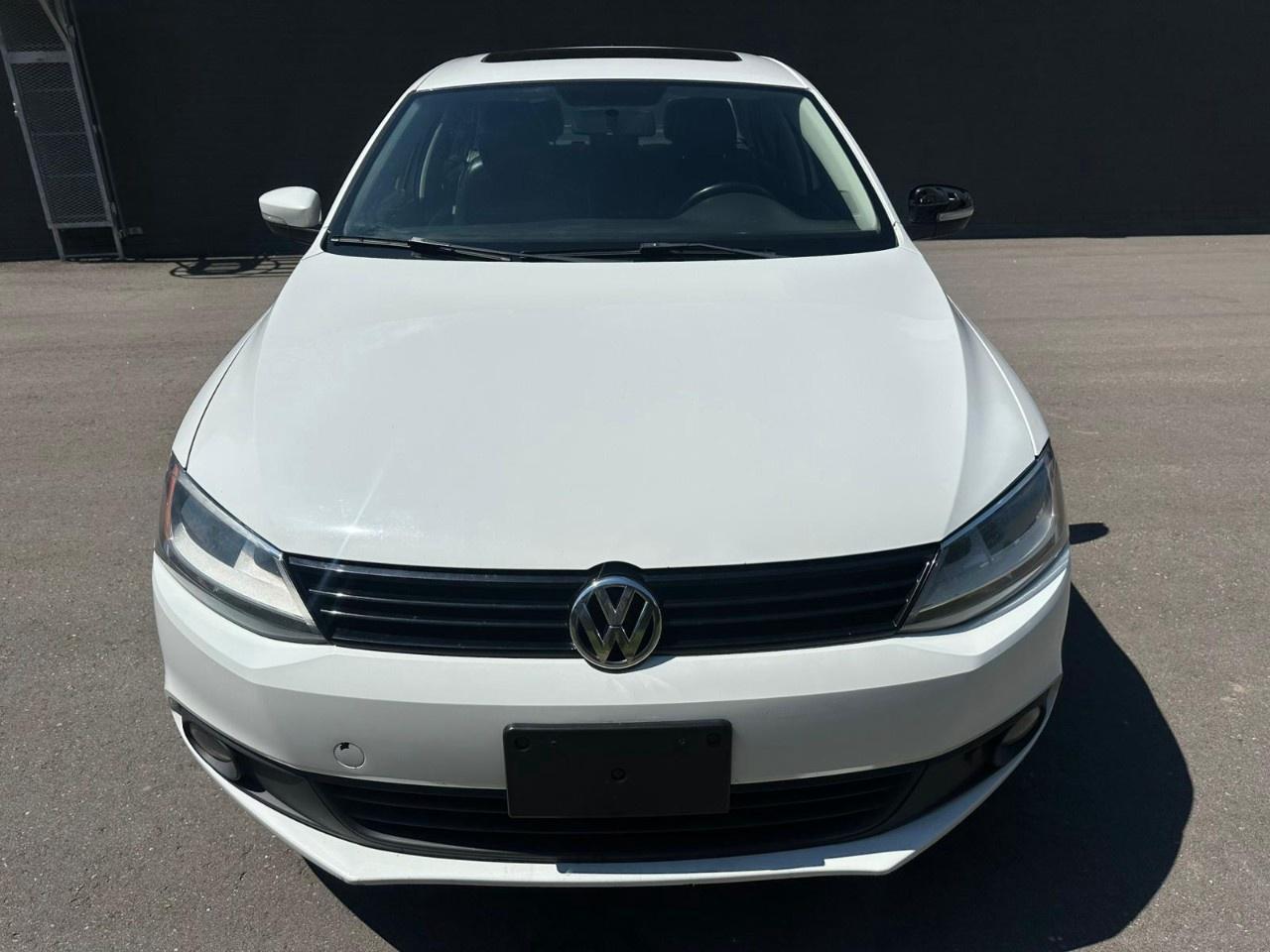 2014 Volkswagen Jetta Sedan 4dr 2.0L Auto Comfortline Photo0