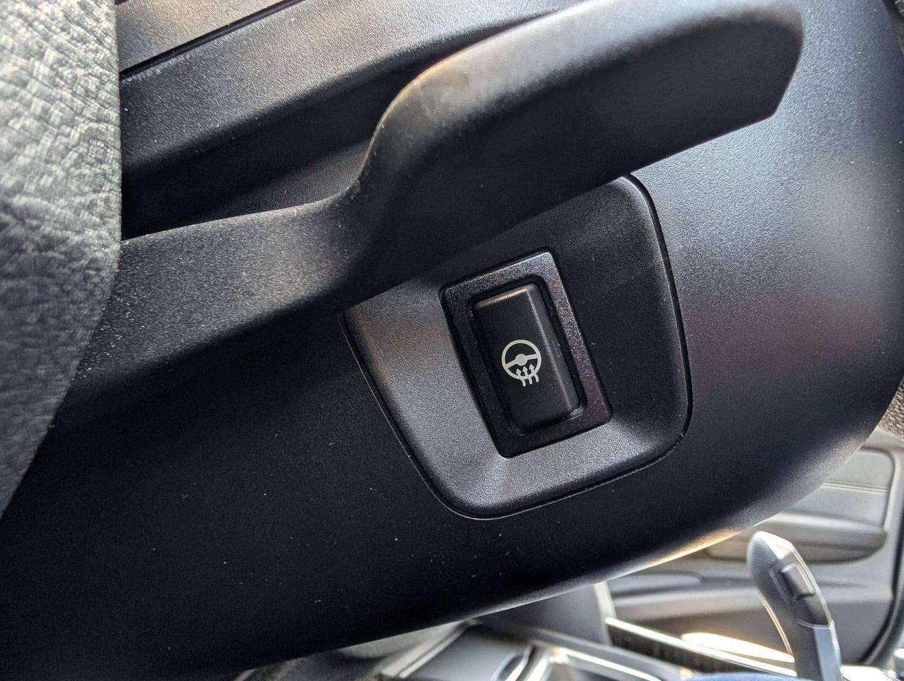 2014 BMW 335i 320i xDrive Photo