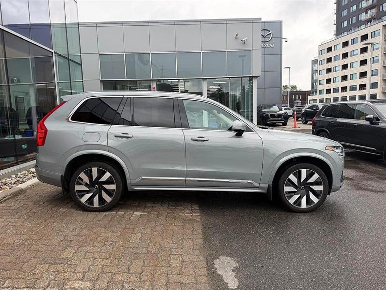 2024 Volvo XC90 Recharge T8 Plus   6 Seat   HK   PHEV   AWD   Clean Photo